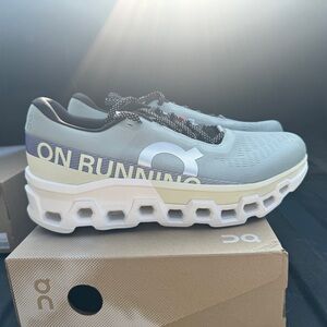 New in Box Men’s On Cloud Shoes Size 11.5 Mineral Cloudmonster 2